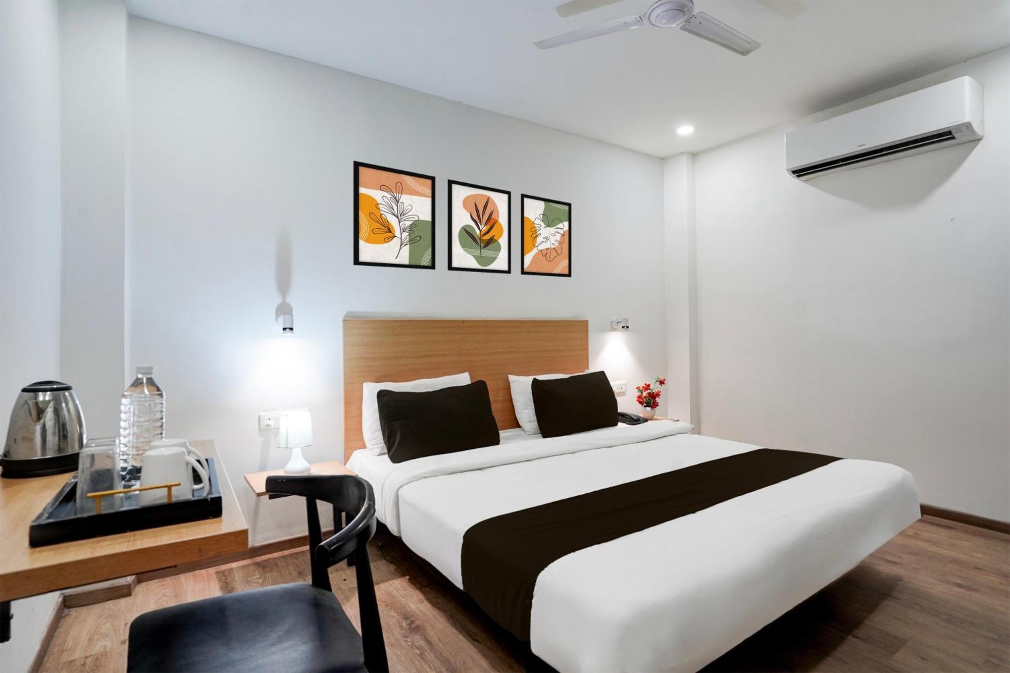 Super Townhouse Gomti Nagar Sector 6 Near Ekana Stadium Lucknow Exterior photo