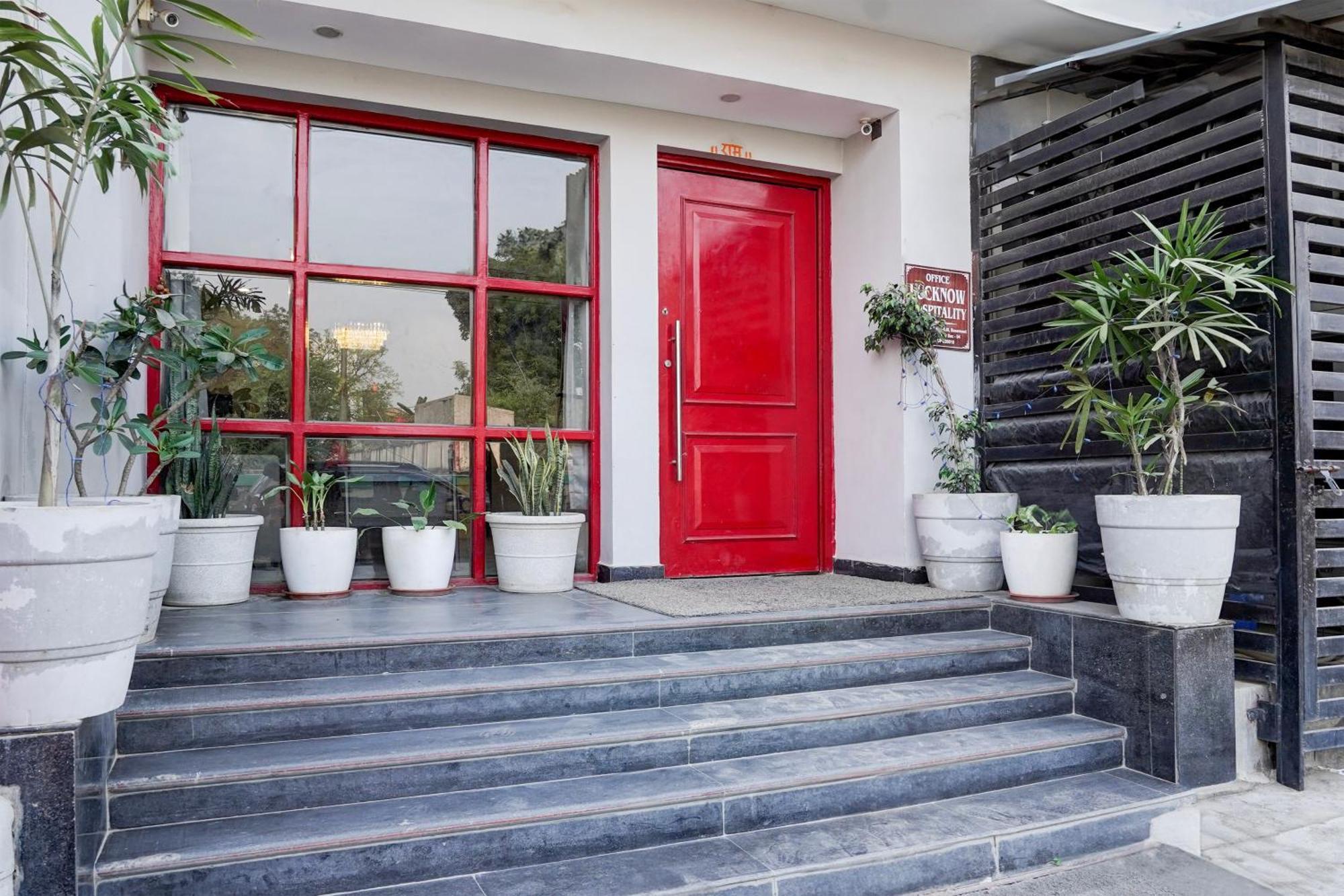 Super Townhouse Gomti Nagar Sector 6 Near Ekana Stadium Lucknow Exterior photo